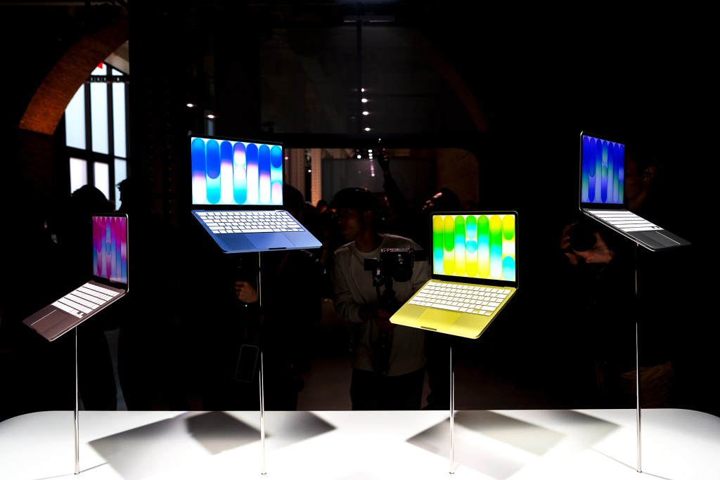 Apple's Liquid Glass Backfired on Most Macs — What's Changing